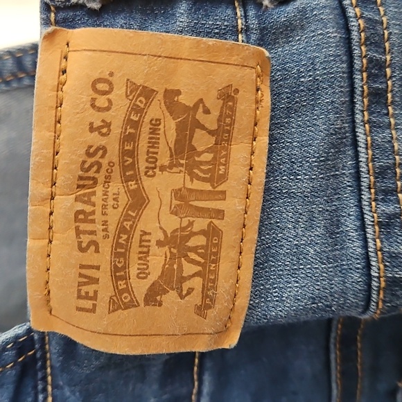 LEVIS DISTRESSED OVERALLS - Picture 6 of 13